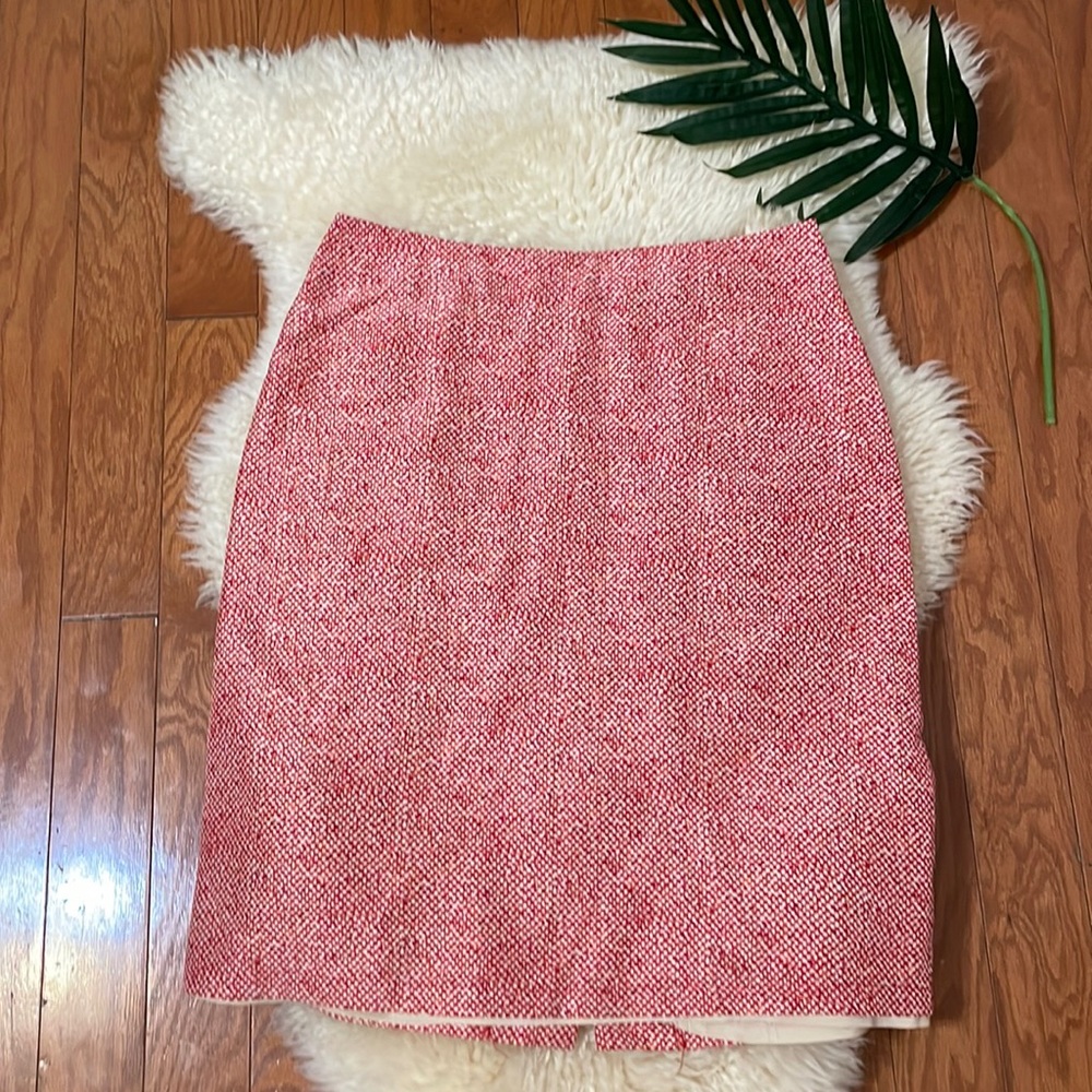 100% Silk Skirt by Kenneth Cole / Red & Beige/ Size 6